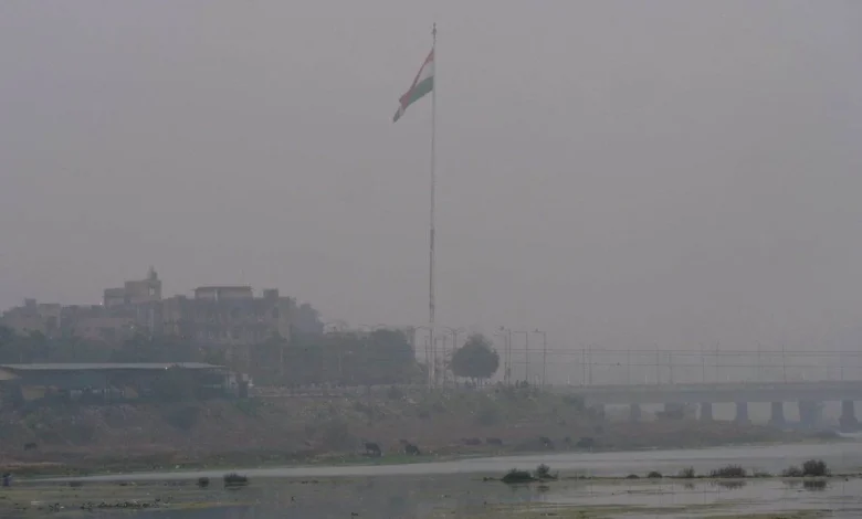 बिलासपुर में कड़ाके की ठंड के बीच चढ़ा पारा.... 1 30 11 2024 bilaspur weather417