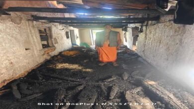 House on fire: मकान में लगी भीषण आग, ढाई लाख नगदी समेत सामान जलकर खाक