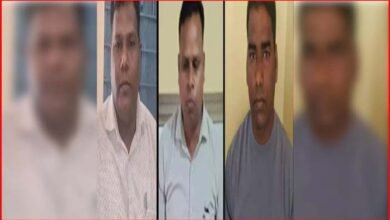 Action of ACB: एसीबी ने आरआई, हेड कांस्टेबल और कांस्टेबल को घूस लेते रंगे हाथों दबोचा