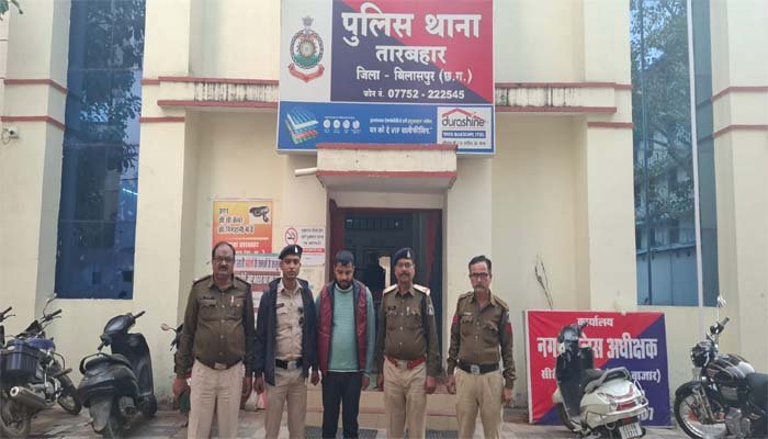 CG: हत्या का मुख्य आरोपी UP से गिरफ्तार, 6 आरोपियों की पहले ही हो चुकी है गिरफ्तारी 1 CG: हत्या का मुख्य आरोपी UP से गिरफ्तार, 6 आरोपियों की पहले ही हो चुकी है गिरफ्तारी