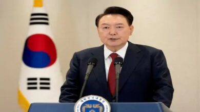 South Korea President Arrested: बर्खास्त राष्ट्रपति यून सुक-योल गिरफ्तार, पुलिस ने सीढ़ी लगाकर घर में की कार्रवाई