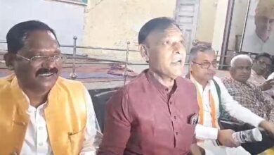 Municipal body elections: कांग्रेस का भाजपा पर हमला, निर्वाचन अधिकारियों की निष्पक्षता पर उठाए सवाल, तबादला की रखी मांग 7 Municipal body elections: कांग्रेस का भाजपा पर हमला, निर्वाचन अधिकारियों की निष्पक्षता पर उठाए सवाल, तबादला की रखी मांग