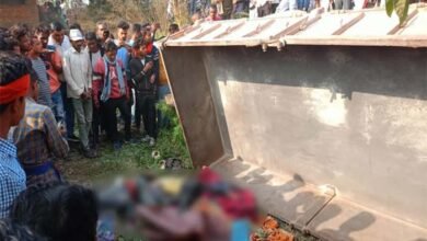 Tragic road accident: तेज रफ्तार का कहर, ट्रैक्टर-ट्राली पलटी, 2 लोगों की मौत 6 Tragic road accident: तेज रफ्तार का कहर, ट्रैक्टर-ट्राली पलटी, 2 लोगों की मौत