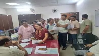 Municipal body elections: हजारों कर्मचारी नहीं करना चाहते चुनावी ड्यूटी, नाम कटवाने बना रहे तरह-तरह के बहाने