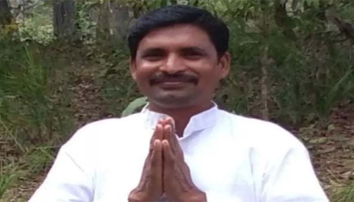 Naxalite incident: नक्सलियों ने नेता का अपहरण कर उतारा मौत के घाट, शव के पास फेंके पर्चे