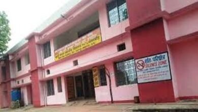 Negligence in Ashram: पहाड़ी कोरवा आश्रम में लापरवाही से 7 साल के बच्चे की मौत, अधीक्षक सस्पेंड