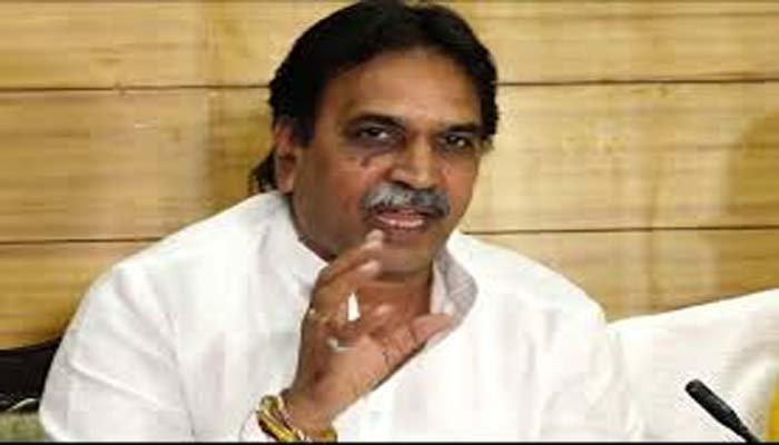 Political conflict: राजेश मूणत ने कांग्रेसियों को दी सलाह, कहा- कुंभ में डुबकी लगाने की जरुरत, सारे पाप धुल जाएंगे