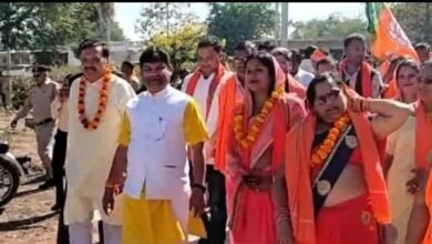 Political conflict: चुनाव प्रभारी खिलावन साहू ने कांग्रेस विधायक के बयान पर किया पलटवार, कहा- जनता चाहती है ट्रिपल इंजन सरकार