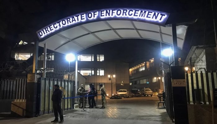 Forex Trading Gang: ईडी ने 170 करोड़ की संपत्ति जब्त की; 96 लाख कैश-दस्तावेज बरामद 1 Forex Trading Gang: ईडी ने 170 करोड़ की संपत्ति जब्त की; 96 लाख कैश-दस्तावेज बरामद