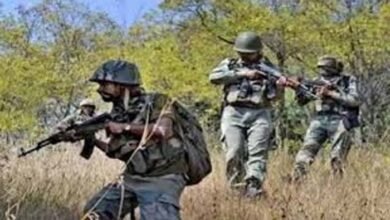 Anti Naxal Operation: मुठभेड़ में 1 नक्सली ढेर, स्ट्राइकर राइफल बरामद, गोलीबारी जारी