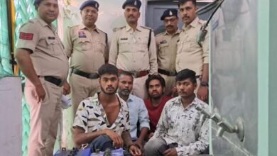 बैटरी चोरी करने वाले गिरोह का पर्दाफाश 1 लाख से ज्यादा का सामान बारामद