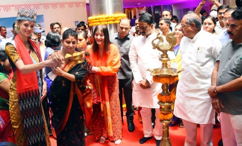 हैदराबाद में मिस वर्ल्ड प्रतियोगिता का होगा भव्य आयोजन, खर्च को लेकर सियासी भूचाल