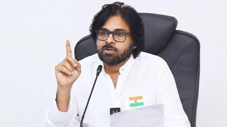 स्कूल में आग का कहर: पवन कल्याण के बेटे को गंभीर चोट, फिर भी डिप्टी सीएम ने नहीं तोड़ा जनसेवा का वादा 1 IMG 20250408 121057