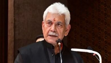 मनोज सिन्हा का सख्त संदेश: "संघर्ष के नाम पर आतंक फैलाने वालों को फिर सिर उठाने नहीं देंगे" 7 IMG 20250419 163507