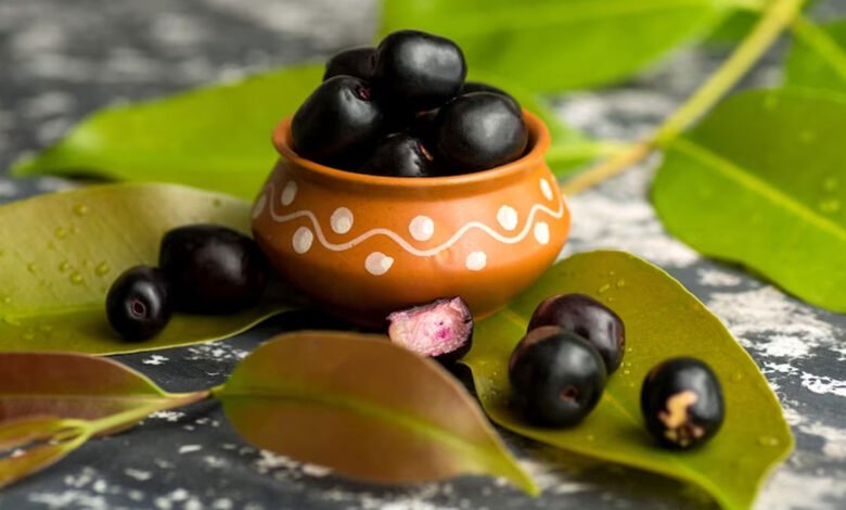 जामुन के पत्तों के हैरान कर देने वाले फायदे 1 Main jamun