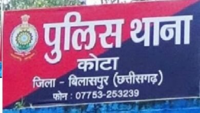 लापता बेटी की ढूंढने ASI ने मांगे 20 हजार, वीडियो वायरल