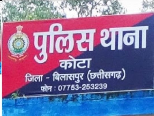 लापता बेटी की ढूंढने ASI ने मांगे 20 हजार, वीडियो वायरल