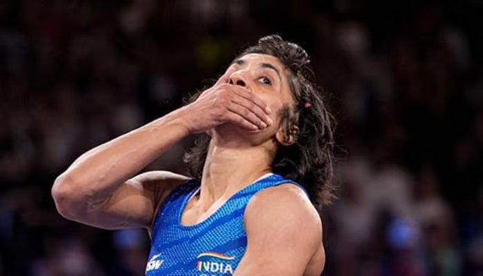 विनेश फोगाट को हरियाणा सरकार से 4 करोड़ नकद और प्लॉट, खेल अकादमी खोलेंगी 1 image 2025 04 12T120845.947