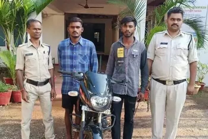 सुनसान गलियों और सड़कों पर मचा रखे थे लूट, 2 आरोपियों को पुलिस ने दबोचा