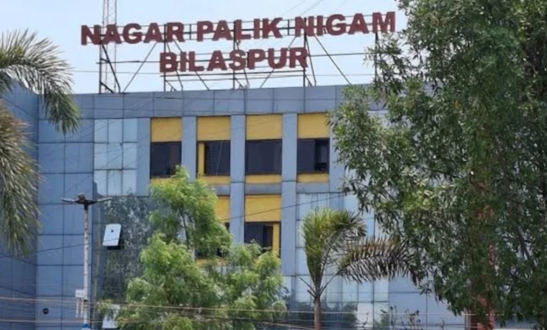 13 करोड़ की पार्किंग में तीन साल में सिर्फ ढांचा 1 30 11 2024 nagarnigumbsp24