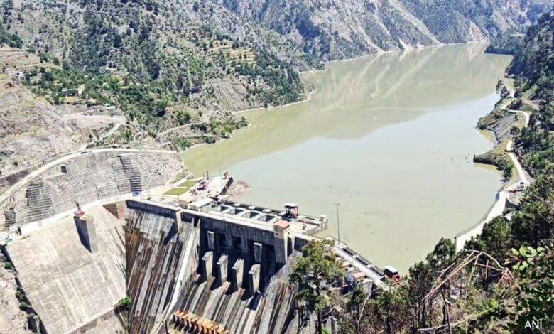 भारत के सामने गिड़गिड़ाया पाकिस्तान, सिंधु जल संधि स्थगित करने के लिए की मांग 1 3nhijb4g baglihar hydroelectric power project 625x300 04 May 25