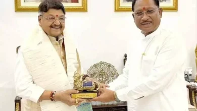 सीएम विष्णु देव साय से मिले कैलाश विजयवर्गीय, विकास के मुद्दों पर हुई चर्चा 3 4630169 untitled 9 copy