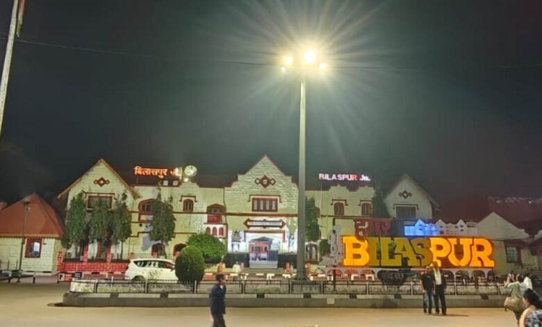 सीबीआई की छापेमारी के बाद थमा बिलासपुर स्टेशन के विकास का पहिया