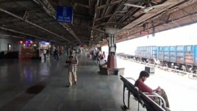 नींद से जागा रेल प्रशासन, स्टेशन पर मिस्टिंग मशीन शुरू