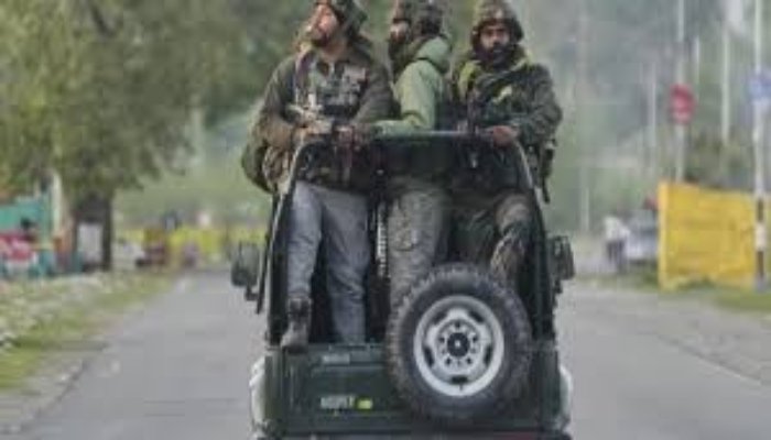 पहलगाम हमले में बड़ा खुलासा: बेताब घाटी में छिपाए थे हथियार, लश्कर-ISI और पाक सेना की साजिश 1 BeFunky photo 17