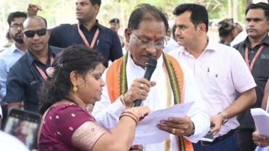 सारंगढ़-बिलाईगढ़ में मुख्यमंत्री साय ने सुनी जनता की पुकार: समस्याओं का तुरंत समाधान, विकास की सौगातें 4 IMG 20250527 150059