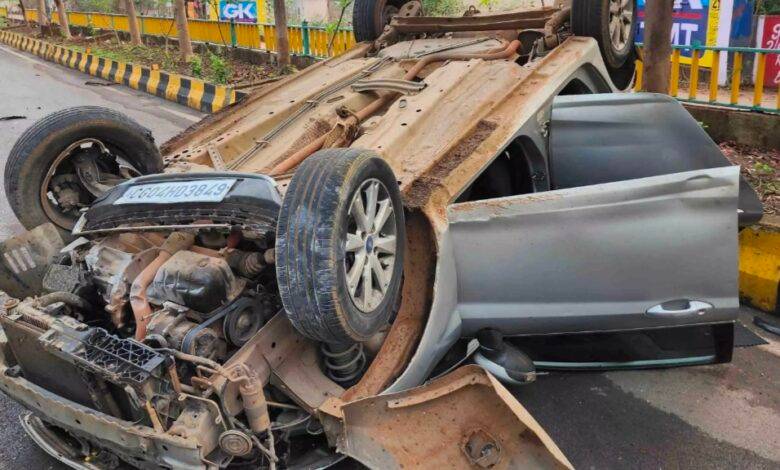 रायपुर: माना में भीषण सड़क हादसा, तेज रफ्तार कार पलटी, चालक गंभीर रूप से घायल 1 IMG 20250528 112435