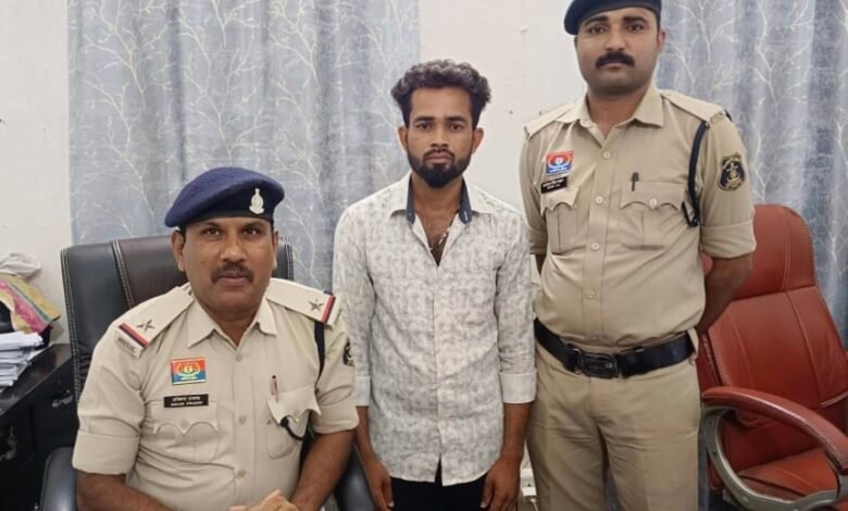 कोटा में सोशल मीडिया पर अश्लील वीडियो डालने वाला युवक गिरफ्तार 1 IMG 20250529 124043