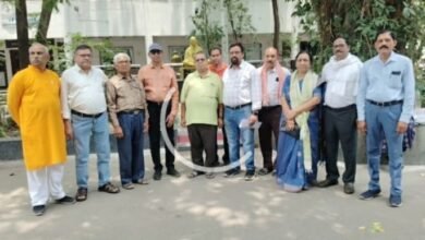 पेंशनर्स महासंघ ने पांच सूत्रीय मांगों को लेकर सौंपा ज्ञापन, मांगे पूरी नहीं होने पर दी राज्य स्तरीय आंदोलन की चेतावनी