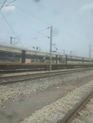 रेलवे की बड़ी चूक, गेवरा रोड की बजाय खदान पहुंची लोकल ट्रेन, यात्रियों में हड़कंप