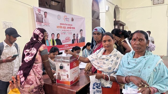 जन शिकायतों पर कार्रवाई जारी, शिक्षा विभाग का व्याख्याता सस्पेंड, 3 शिक्षकों का ट्रांसफर
