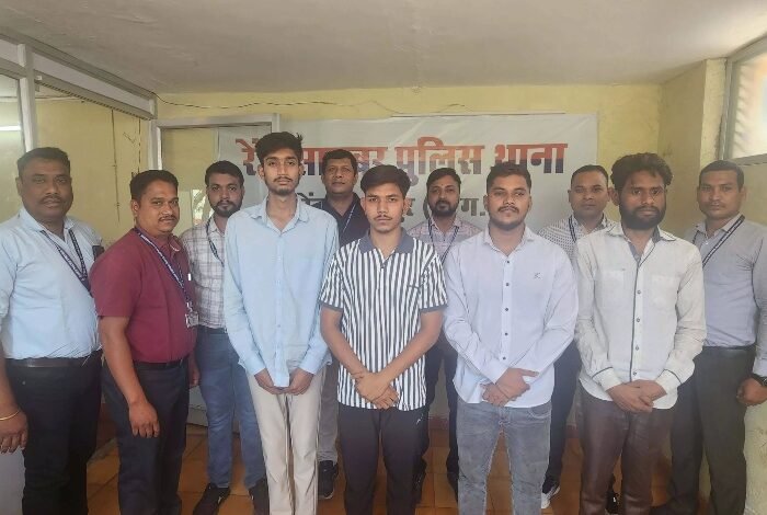 Cyber criminals: साइबर ठगी के लिए खिलवाते थे बैंक खाते, 4 एजेंट-ब्रोकर गिरफ्तार 1 साइबर ठगी के लिए खिलवाते थे बैंक खाते, 4 एजेंट-ब्रोकर गिरफ्तार