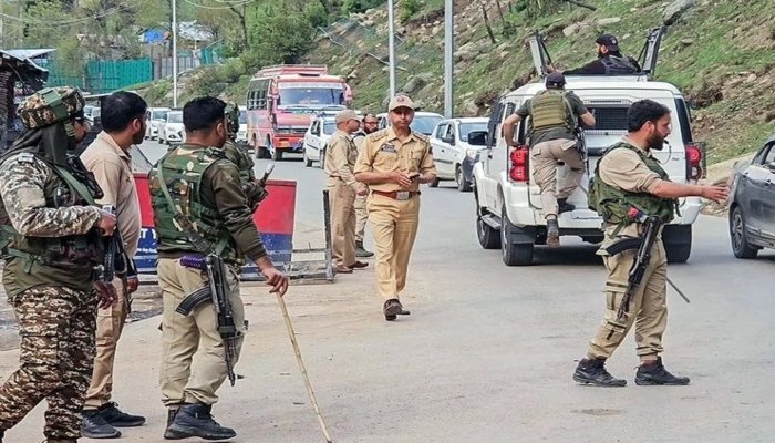 पहलगाम हमले में NIA का बड़ा खुलासा: लश्कर-ISI और पाक सेना की मिलीभगत, बेताब घाटी में छिपाए गए थे हथियार 1 image 2025 05 02T111258.065