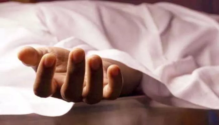 लकड़ी बीनने गए अधेड़ का क्षत-विक्षत मिला शव, पुलिस जुटी जांच में 1 क्षत-विक्षत मिला शव