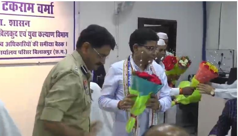 राजस्व मंत्री टंकराम वर्मा ने ली समीक्षा बैठक, कहा-भू-माफिया को किसी कीमत पर नहीं बख्शा जाएगा 1 jnfgjgjng