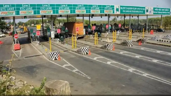 टोल टैक्स से कमाएं मोटी कमाई: जानिए कैसे इंफ्रास्ट्रक्चर इन्वेस्टमेंट ट्रस्ट (InvITs) बन सकता है आपकी एक्स्ट्रा इनकम का सोर्स!