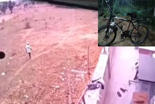 मनेंद्रगढ़: खेल रही 6 साल की बच्ची का युवक ने किया अपहरण, कंधे पर बैठाकर ले गया, पुलिस तलाश में जुटी 1 4640130 untitled 6 copy