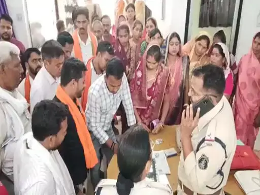 4672257 untitled 32 copy