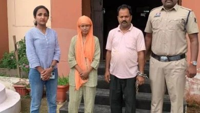 4703850 untitled 32 copy