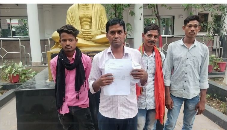 ग्राम बेलटुकरी में मितानीन के दोहरे पद को लेकर ग्रामीणों में नाराजगी 1 Villagers are angry over the