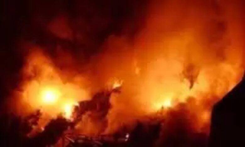 मेले में शॉर्ट सर्किट से भीषण आग, 24 दुकानें जलकर राख 1 भीषण आग