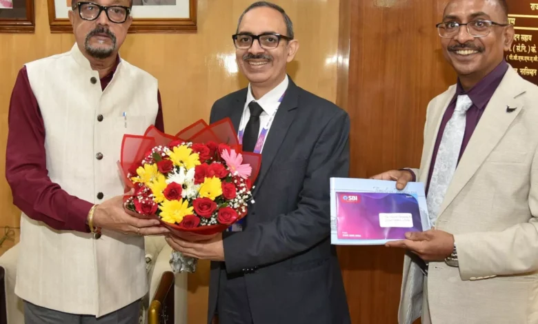 4715673 untitled 30 copy