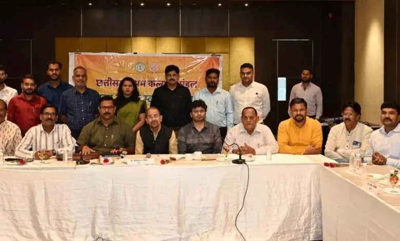 छत्तीसगढ़ श्रम कल्याण मंडल की बैठक में मजदूरों के लिए कई अहम फैसले, बच्चों के लिए रियायती कॉपी और मुफ्त कोचिंग योजना शुरू होगी 1 4733895 untitled 45 copy