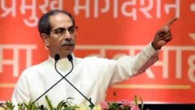 महाराष्ट्र की सियासत में हलचल: उद्धव ठाकरे ने प्रवीण दरेकर को दी शिवसेना में वापसी की पेशकश, मिला दिलचस्प जवाब 3 उद्धव ठाकरे