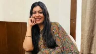 नोएडा की पहली महिला डीएम बनीं मेधा रूपम, जानें कहां-कहां कर चुकी हैं तैनाती 4 नोएडा