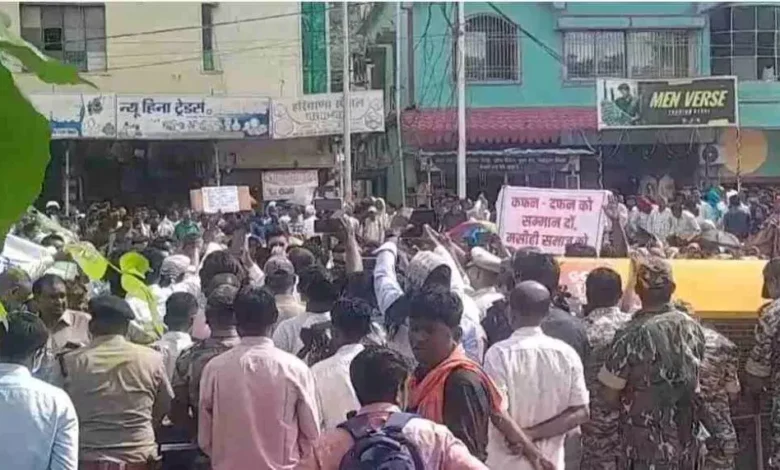 4790025 untitled 40 copy